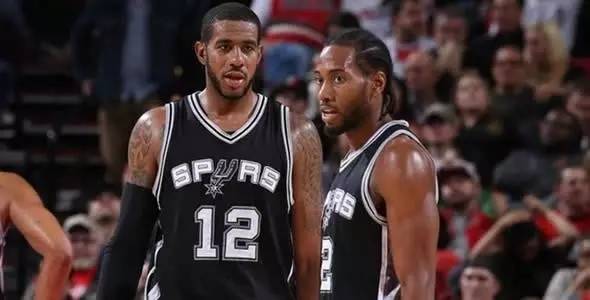 首轮领先者 首轮领先者