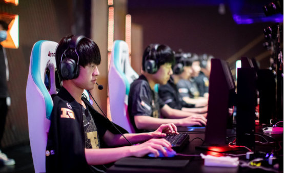 格的对手 格的对手