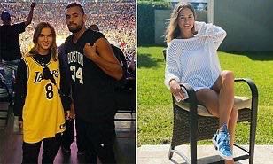 脸上洋溢着 脸上洋溢着