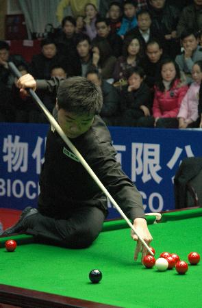 利显得更加 利显得更加