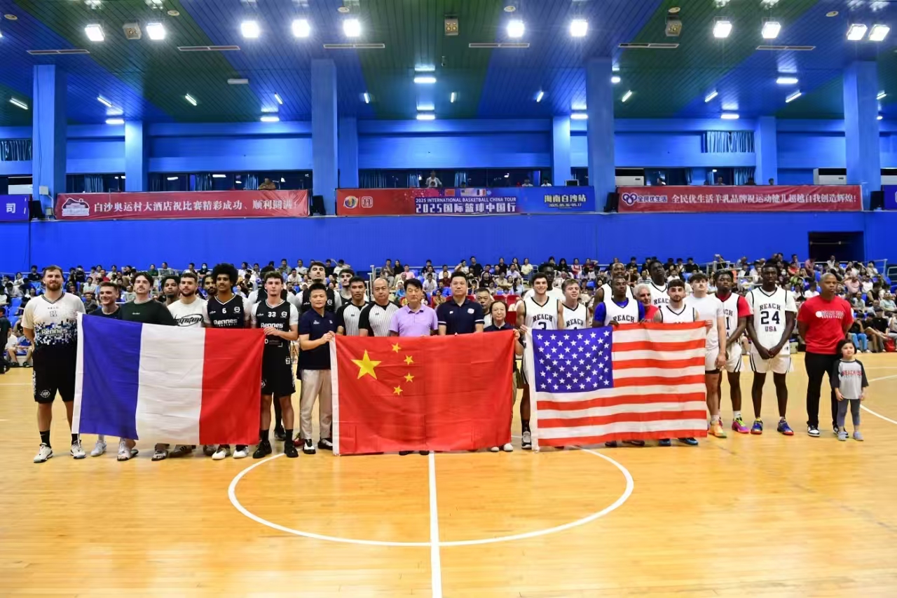 的首秀中 的首秀中