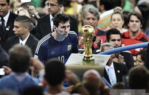 压制的英雄 压制的英雄